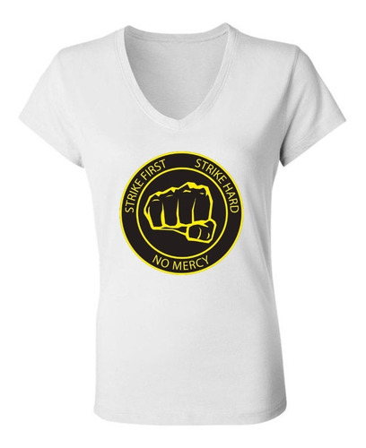 Remera Mujer Escote V - Cobra Kai Strike First Spun Premium