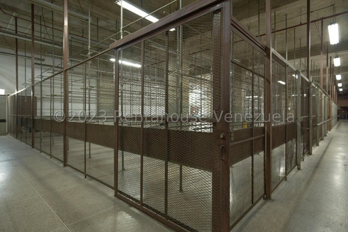 Jel Edificio Industrial En Venta En San Martin 24-4774 Fg