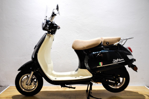 Imagen 11 de 19 de Motomel Strato Euro 150 Scooter Sin Cambios Uno Motos
