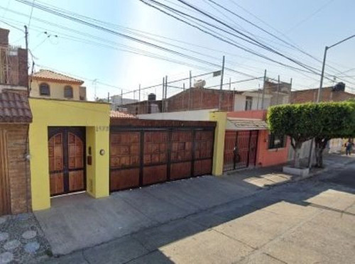 Casa En Venta En Atlas Guadalajara Jalisco.