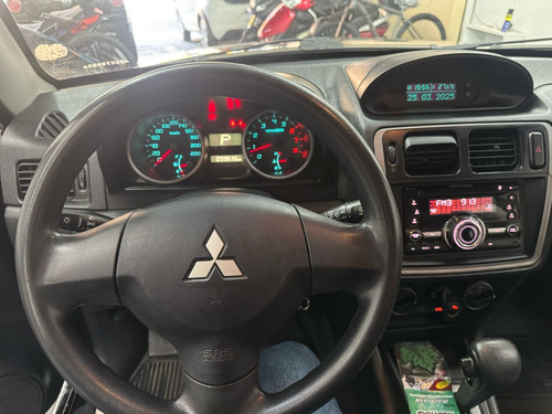 Mitsubishi Pajero TR4 2.0 4x2 Flex Aut. 5p