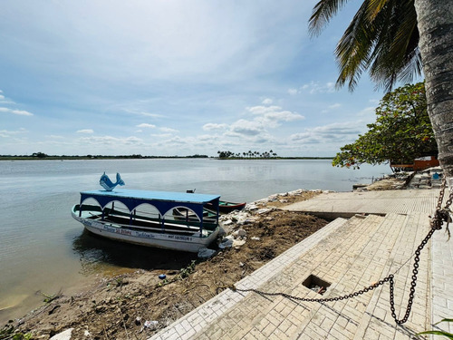 Terreno En Venta En Veracruz En Esq. Pueblo Mágico Tlacotalpan Ver.