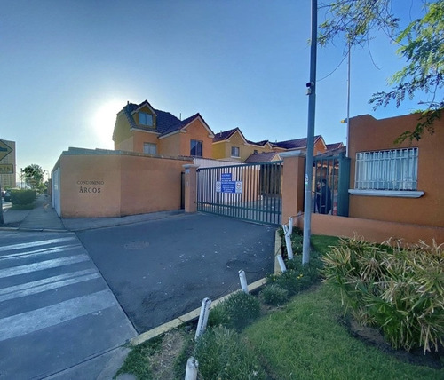Cond. Argos, Amplia Casa 2 Pisos, 4d-3b