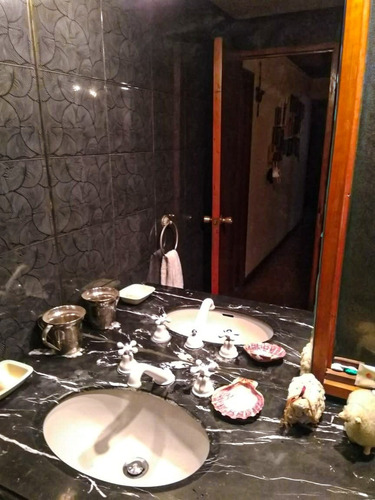 Imagen 2 de 20 de Clásica Casa Chilena En Estoril, Iluminada, Grande