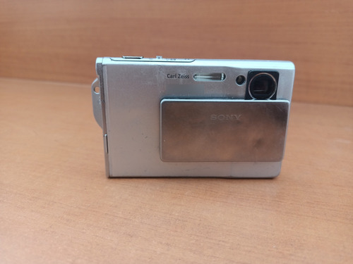 Camara Sony Dsc-t7 5.1 Mp Made In Japan Plateado (Usado)