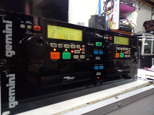 Reproductor Cd Doble Gemini Cd 240 Negro (Usado)