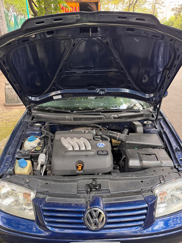 Volkswagen Jetta 2.0 Gls 5vel Aa Ee Mt