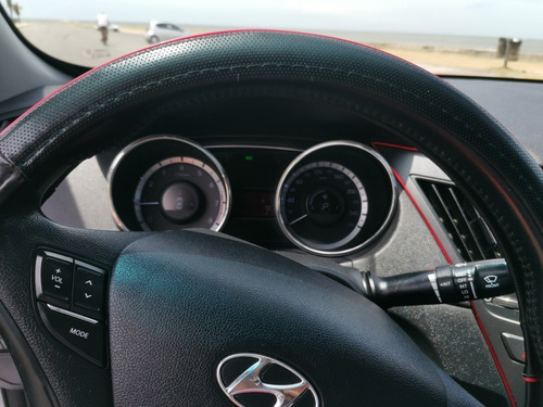 Imagen 15 de 16 de Hyundai Sonata Full
