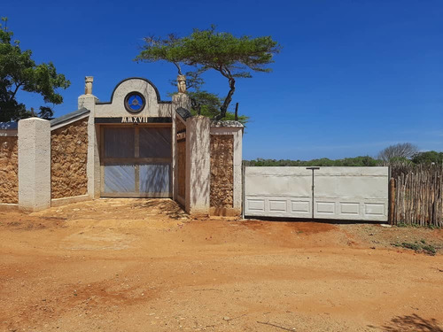 Imagen 2 de 10 de En Venta Casa De Campo Paraguana / En Buenas Manos