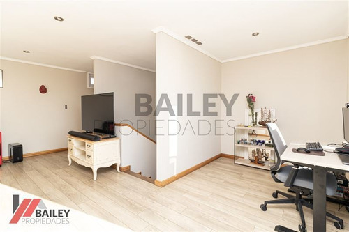 Imagen 21 de 25 de Casa En Venta De 4 Dorm. En Concón