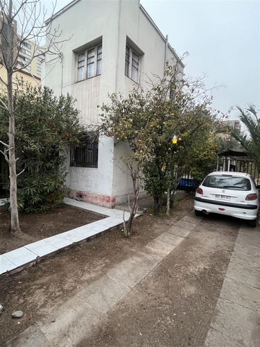 Casa En Arriendo De 4 Dorm. En Salvador Allende