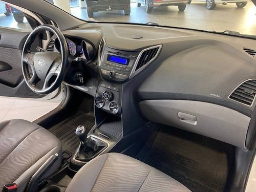 Imagem 9 de 14 de Hyundai Hb20x 1.6 16v Premium Flex 4p Manual