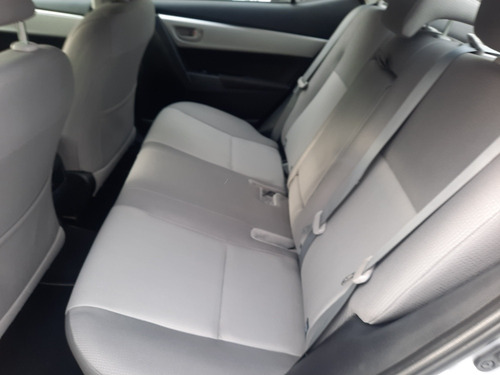 Imagen 15 de 20 de Toyota Corolla 2017 1.8 Xei Mt 140cv