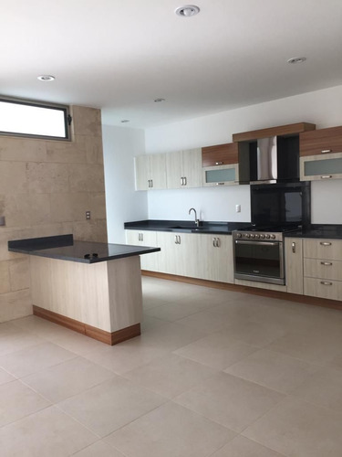 Casa En Venta En Lomas Punta Del Este A 2 Cuadras De Walmart