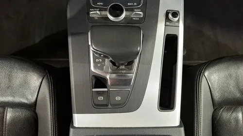 Audi Q5 2.0 SELECT DCT 4WD