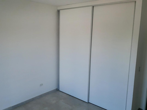Imagen 7 de 11 de Venta!!! Departamentos 2 Ambientes Planta Alta En Edificio