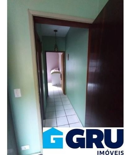 Sobrado Localizado No Jardim Santa Mena - Sob726