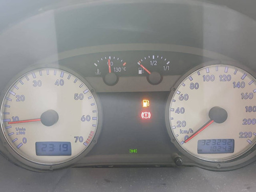 Imagem 8 de 8 de Volkswagen Gol 1.8 Mi Power 8v Flex 4p Manual G.iii