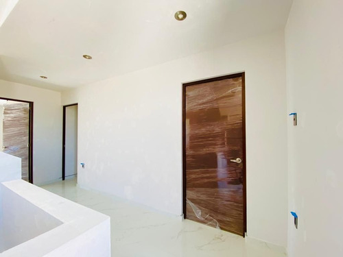 Imagen 13 de 27 de Casa En Venta Con Alberca Propia En Zibatá, Querétaro
