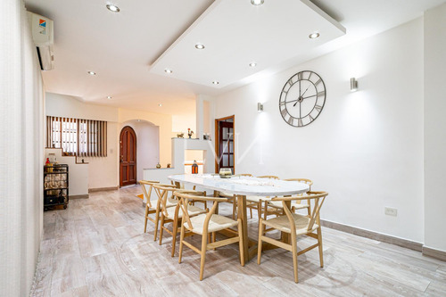 Venta Excelente Casa 4 Ambientes Barrio Naón, Mataderos
