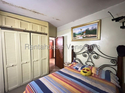 & Maria Luisa Mendoza Vende Sensacional Casa En El Este De Barquisimeto Con Acabados Modernos Y Posee Local Comercial 2 5 2 2 1 9 5