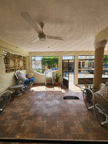 Exclusiva Casa En Venta En Roalva Ii, Hato Nuevo Manoguayabo.