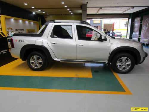 Renault Duster Oroch 2.0 Intens