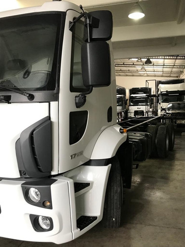 Imagen 6 de 25 de Ford Cargo 1722/48 2013 Balancin Extra Largo Empresa Vende