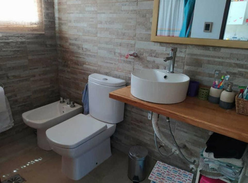 Imagen 12 de 14 de Ph Venta 2 Dormitorios 1 Baño Terraza Balcón 165.34 Mts 2 Totales 85.35 Mts 2 Cubiertos - Berisso
