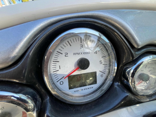 Crucero Trento Con Motor Volvo Nafta 300 Hp Dp Año 2019