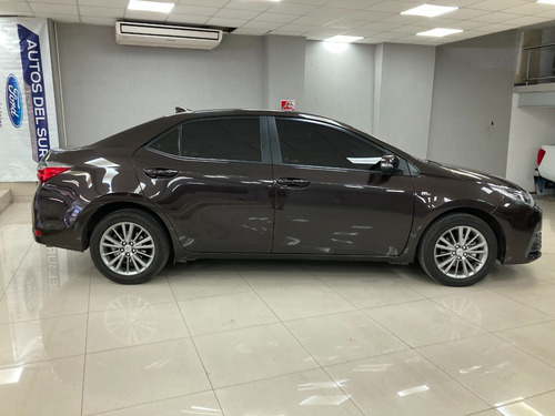 Imagen 2 de 15 de Toyota Corolla 1.8 Xei Pack