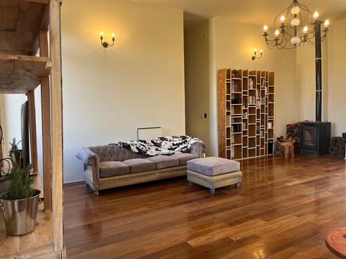 Venta Casa De Campo En Fincas De San Vicente 7 Ambientes