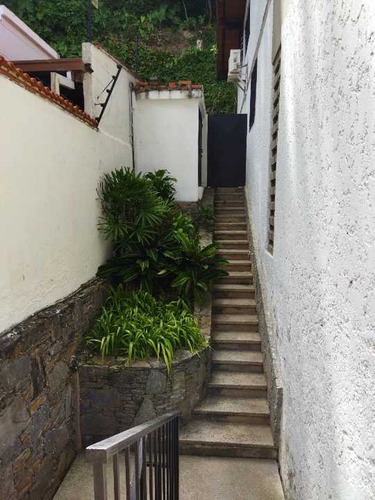 Imagen 2 de 15 de Se Vende Casa 460m2 5h/4b/3p El Peñón 7679
