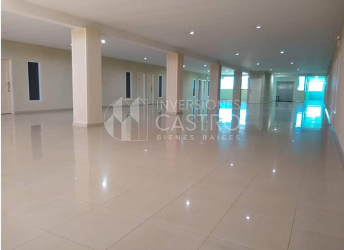 Hotel En Venta: Con Todos Sus Permisos Y Obligaciones Al Día, Ubicado En La Calle Neveri Frente Al Aeropuerto De Puerto Ordaz