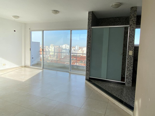 Exclusivo Piso De 3 Amb En Av. Pedro Goyena