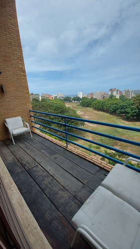 Imagen 10 de 14 de Se Ofrece Hermoso Apartamento Duplex