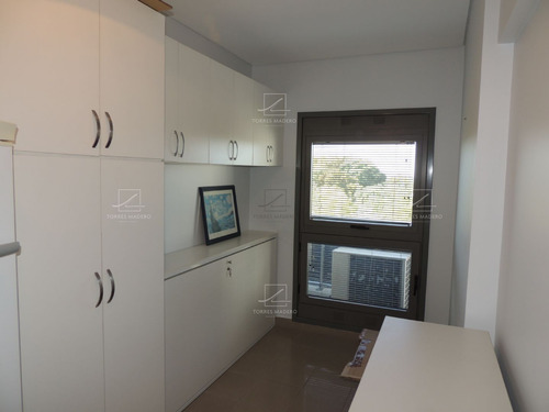 Torre El Mirador - 3 Dormitorios Amoblado - 150 M2 - Vista Abierta - Impecable
