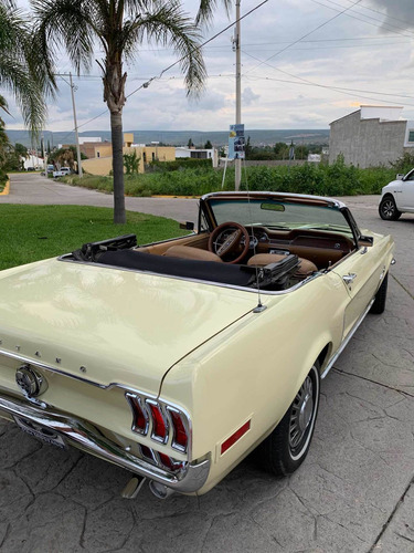 Imagen 4 de 15 de Ford Mustang Convertible
