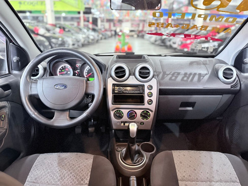 Ford Fiesta 1.6 MPI HATCH 8V