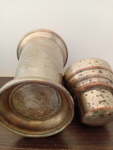 Coctelera Antigua De Metal Con Tapa Original Única,con Sello Metal (Usado)