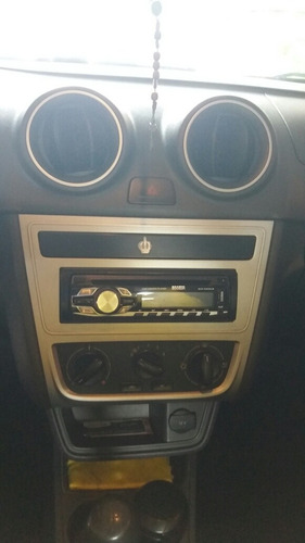 Volkswagen Gol 2015 1.0 Trendline Total Flex 5p