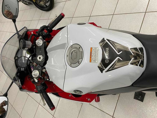Yamaha R1