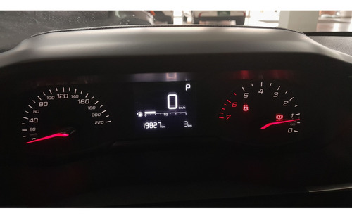 Peugeot 208 1.6 16V FLEX ACTIVE AT6