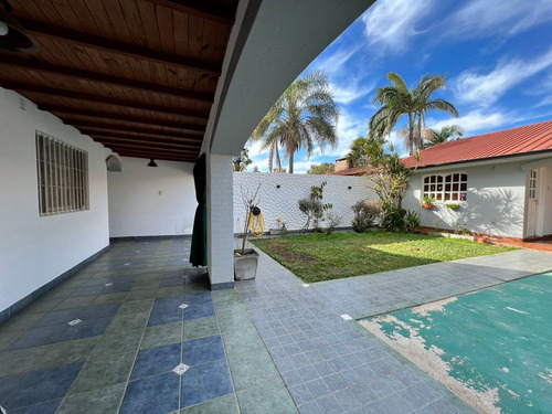 Imagen 11 de 17 de Casa En Venta En Guadalupe Norte