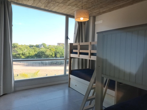 Casa En Venta Costa Esmeralda, Barrio Marítimo I.