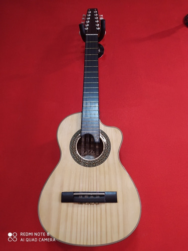 Tiple Requinto Jvc En Pino + Estuche Semiduro