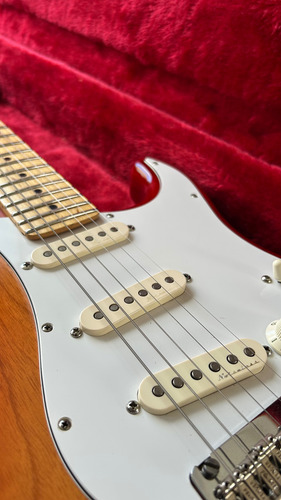 Fender Americana Em Ash. 9,1kpix. Gibson Sgt Boss Ibanez Esp Destro Marrom Wood (Usado)