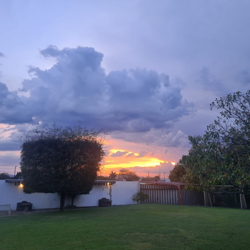 Casita Muy Sencilla A 5 Minutos Lago Tequesquitengo