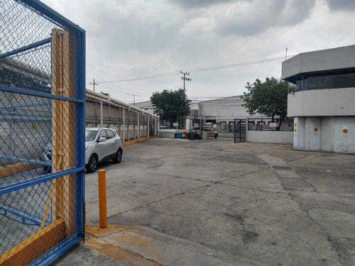 Renta De Bodega Sobre Av. Gustavo Baz Tlanepantla