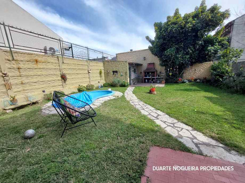 Chalet En Venta En Barrio Parque